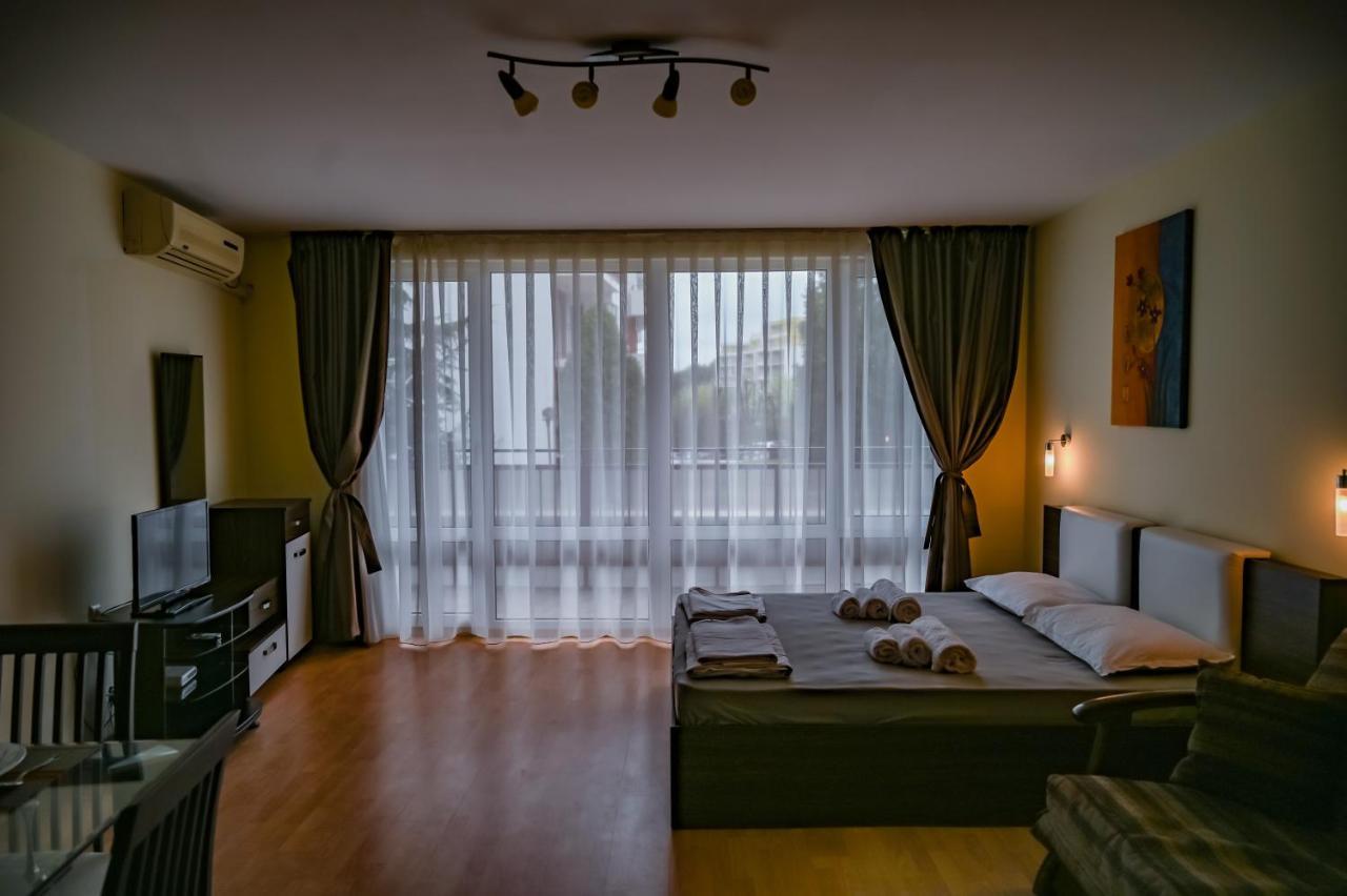 Panorama Fort Beach, Фамилно Студио Deluxe Sveti Vlas Exterior foto