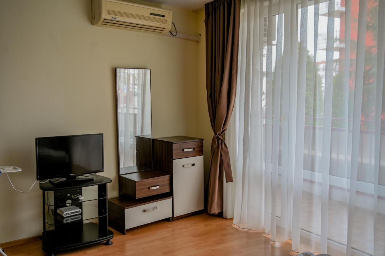 Panorama Fort Beach, Фамилно Студио Deluxe Sveti Vlas Exterior foto