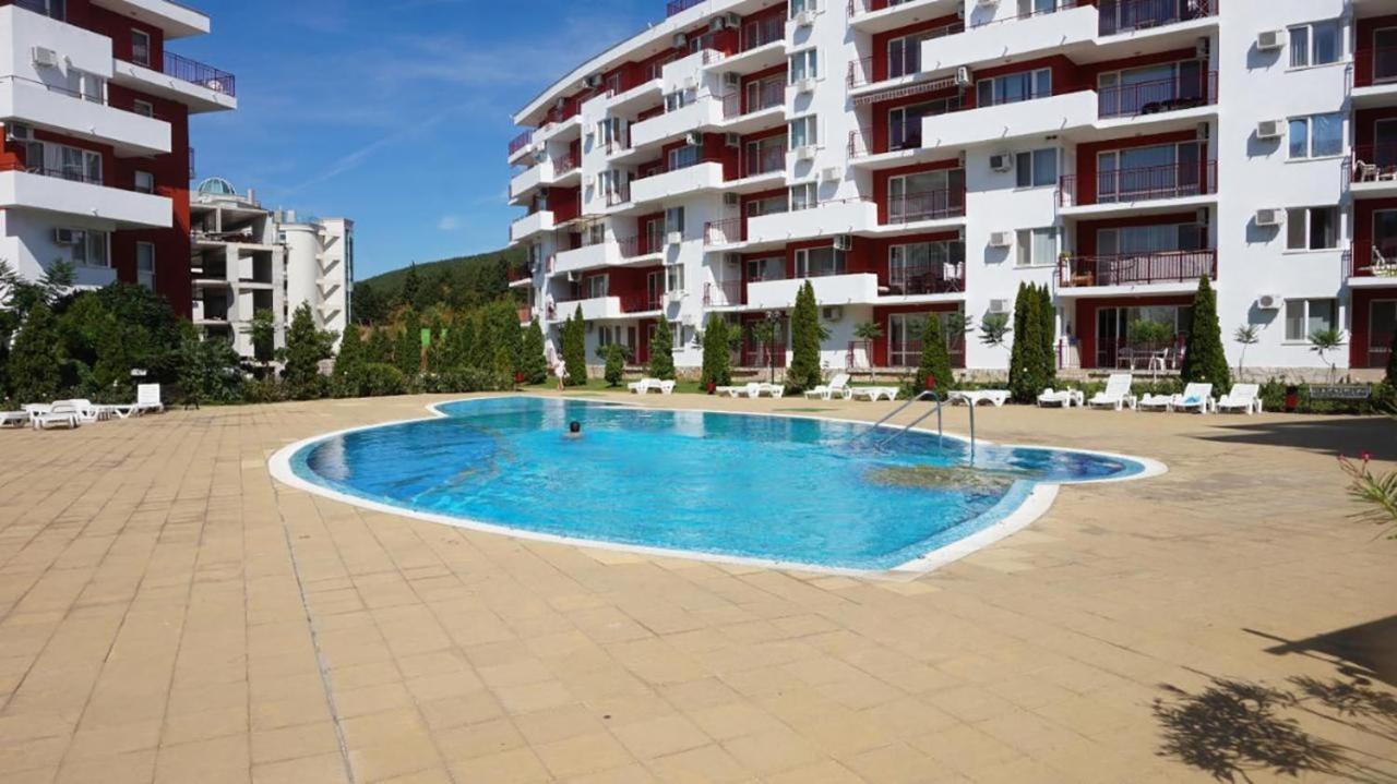 Panorama Fort Beach, Фамилно Студио Deluxe Sveti Vlas Exterior foto